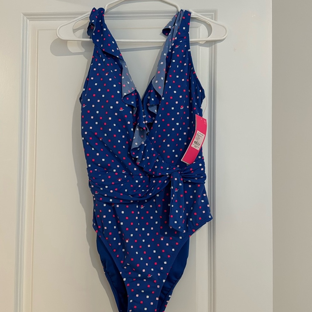 NWT Lilly Pulitzer Swimsuit size 12.